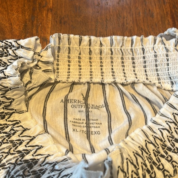 XL - NWT American Eagle Outfitters Top - Picture 4 of 6